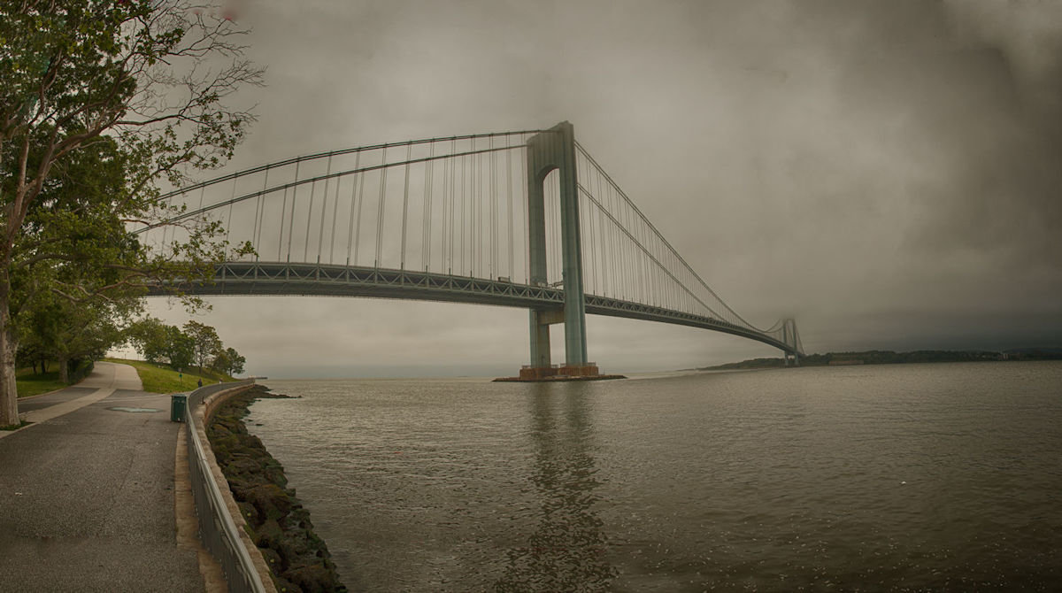 Мост в туман - Олег Чемоданов