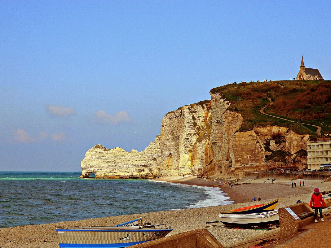 скала д’Амон, пляж и церковь Нотр-Дам де ля Гард - Александр Корчемный