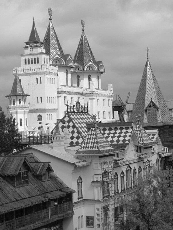 Крыши и башни Измайловского Кремля - Дмитрий Никитин