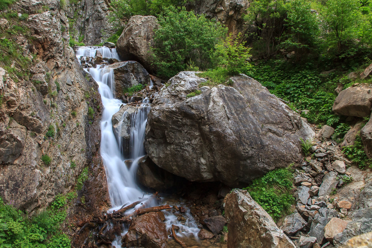 Шагацикомдон, небольшой водопад в Цее - Наталья Федорова