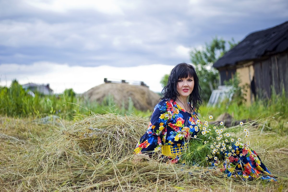 На сеновале в деревне - Elena Vershinina