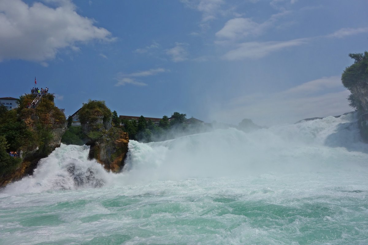 Рейнский водопад (Швейцария).... - Galina Dzubina