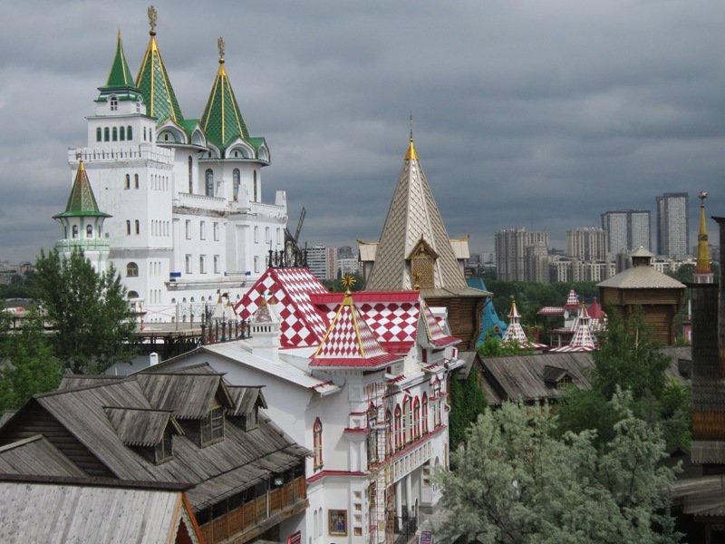 Крыши и башни Измайловского Кремля - Дмитрий Никитин