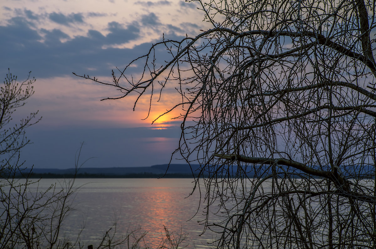 Апрельский вечер на водохранилище 2015 - Юрий Клишин