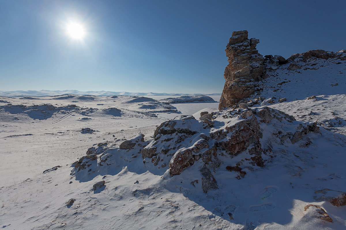 Солнце над ледяным панцырем Байкала - Анатолий Иргл