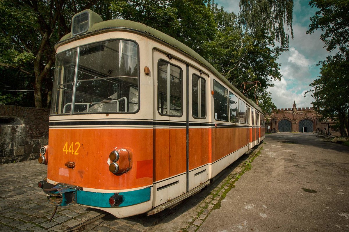 Старый трамвай в музее "Фридландские ворота"(Калининград) - Павел Дунюшкин