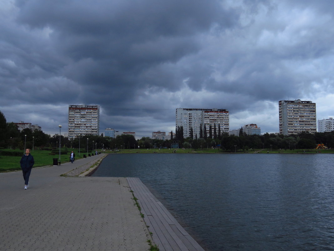 Тучи над городом встали - Андрей Лукьянов