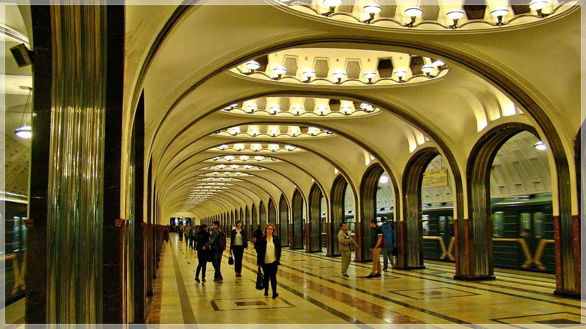 Станция метро "Маяковская" - Veselina *
