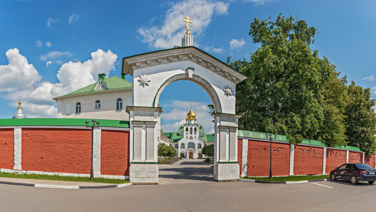 Богоявленский Старо-Голутвинский мужской монастырь - Борис Гольдберг
