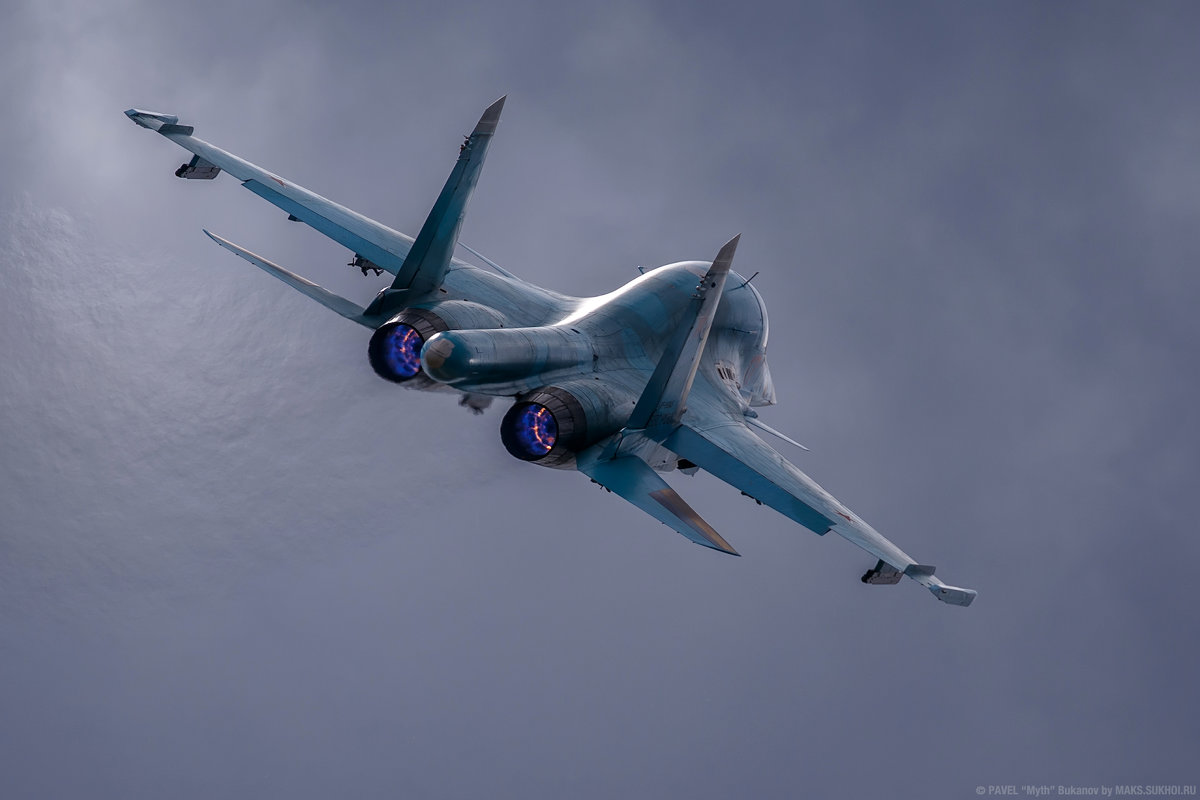 Фронтовой истребитель-бомбардировщик Су-34 - Павел Myth Буканов
