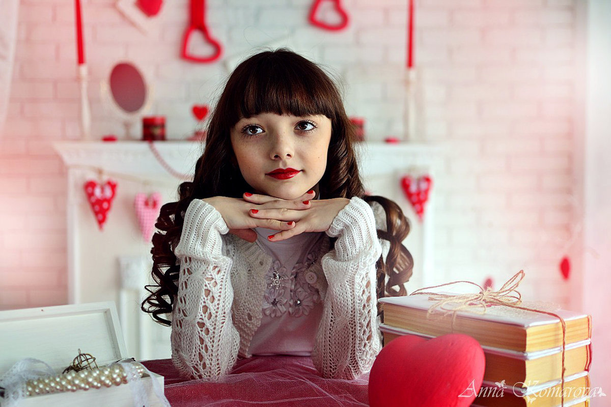 Маленькая куколка - Анна Комарова