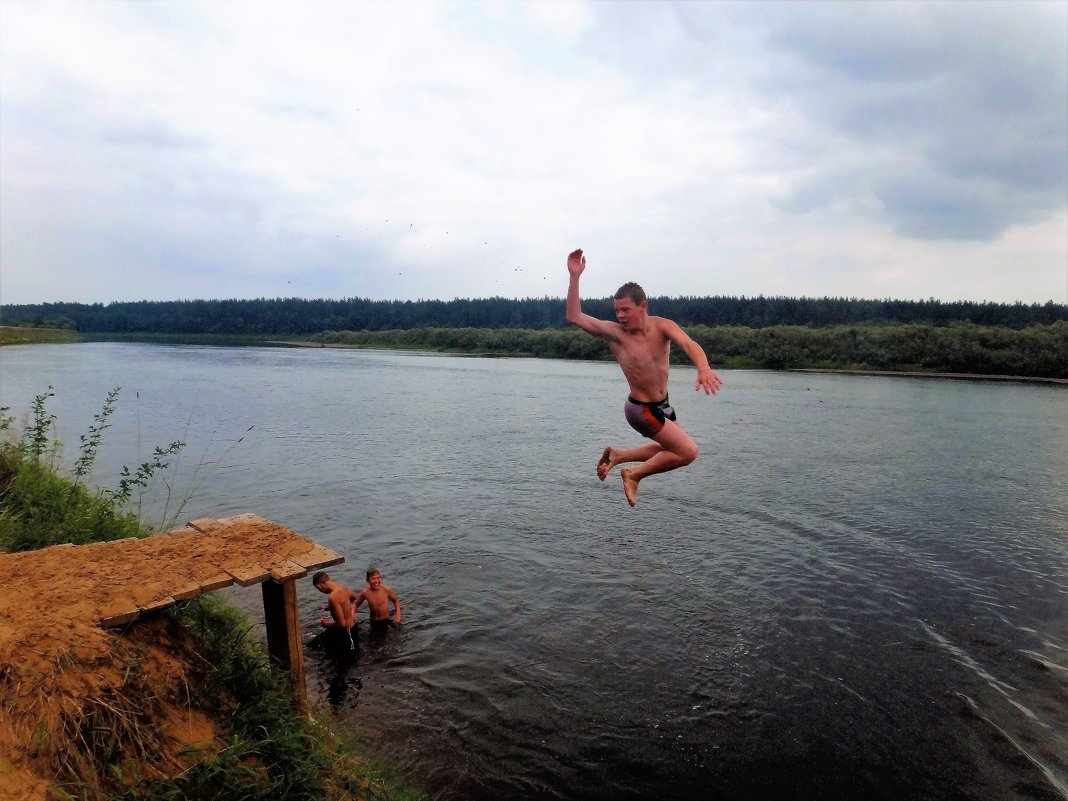 Прыжок в Мологу реку 4... - Sergey Gordoff