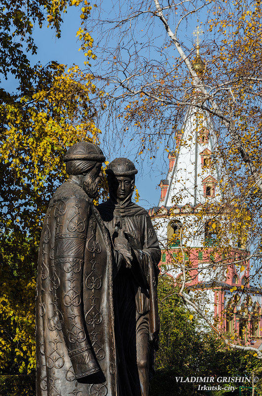 Памятник Петру и Февронии_фото2 - Sait Profoto