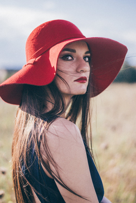 красная шляпа - Татьяна 