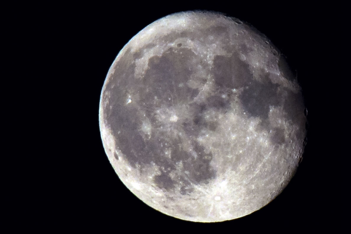 Луна  7  октября - Геннадий Супрун
