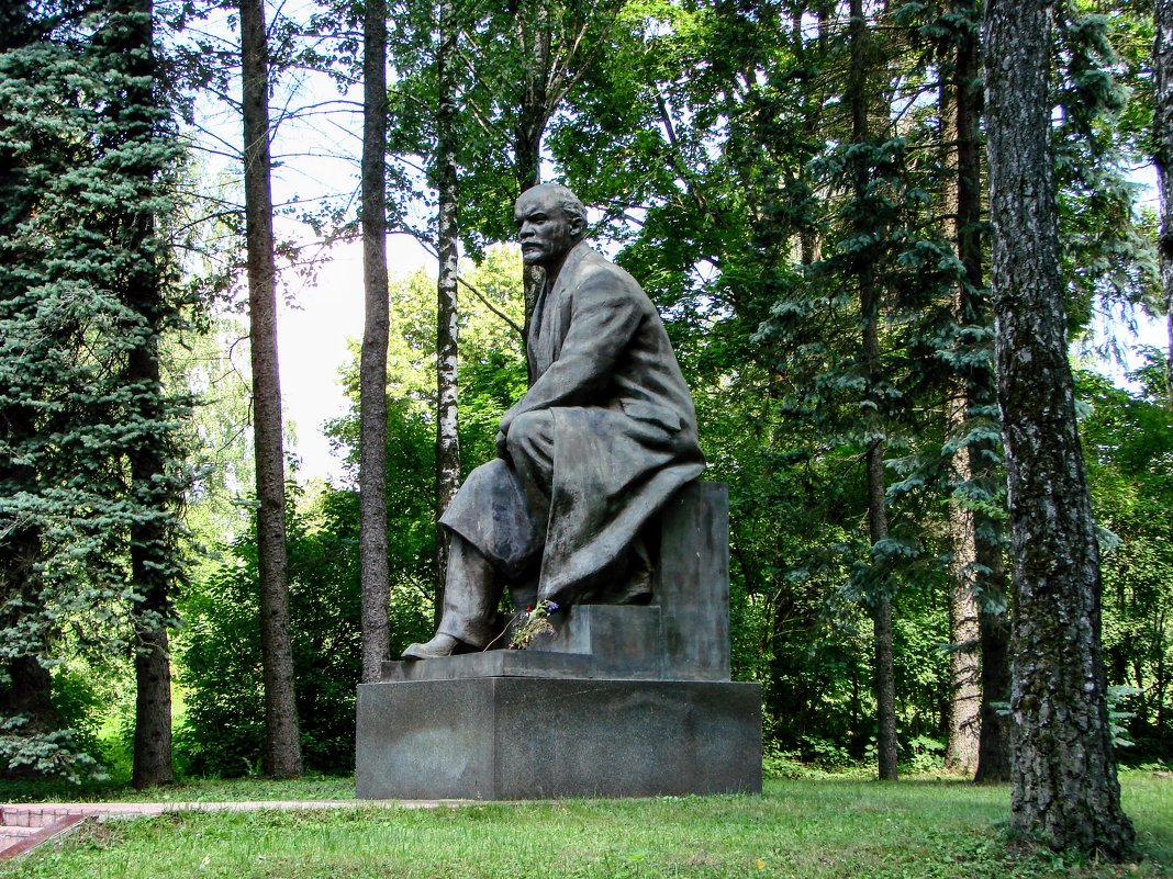 Ленин в Горках - Анатолий Колосов