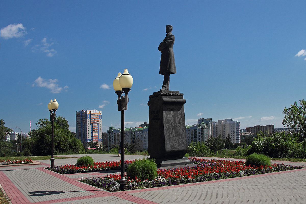 Памятник И.Бунину. Орел - MILAV V