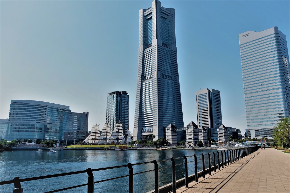 Башня Yokohama Landmark Tower - wea *