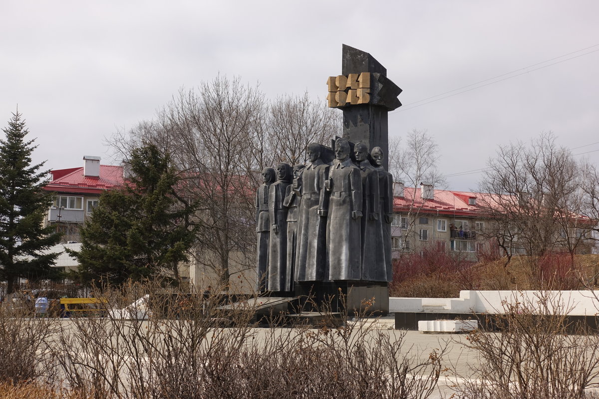 Памятник - Сергей Коваленко
