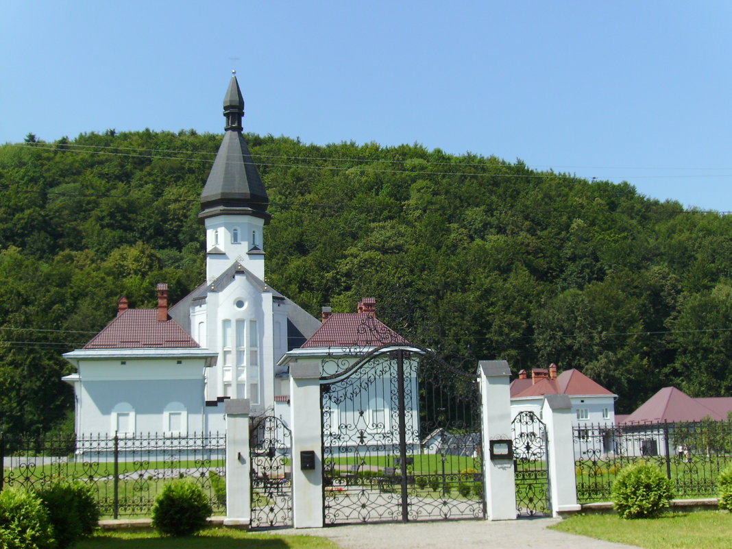 Женский   монастырь   в    Гошиве - Андрей  Васильевич Коляскин