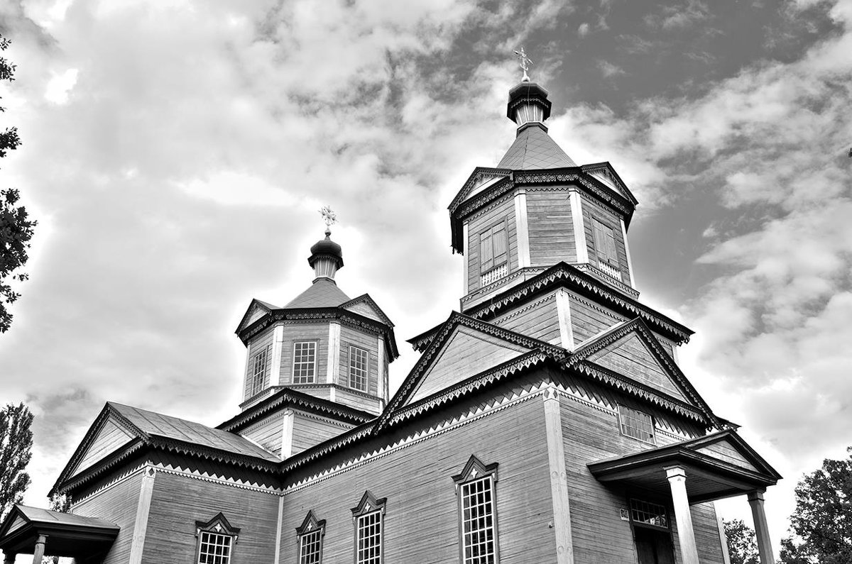 Деревянная церковь - Сергей Тарабара