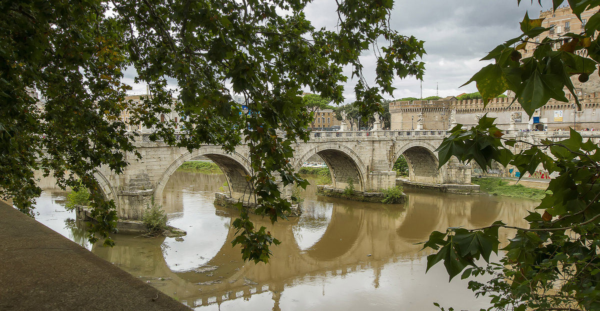 Мост Святого Ангела — пешеходный мост через Тибр в Риме - leo yagonen