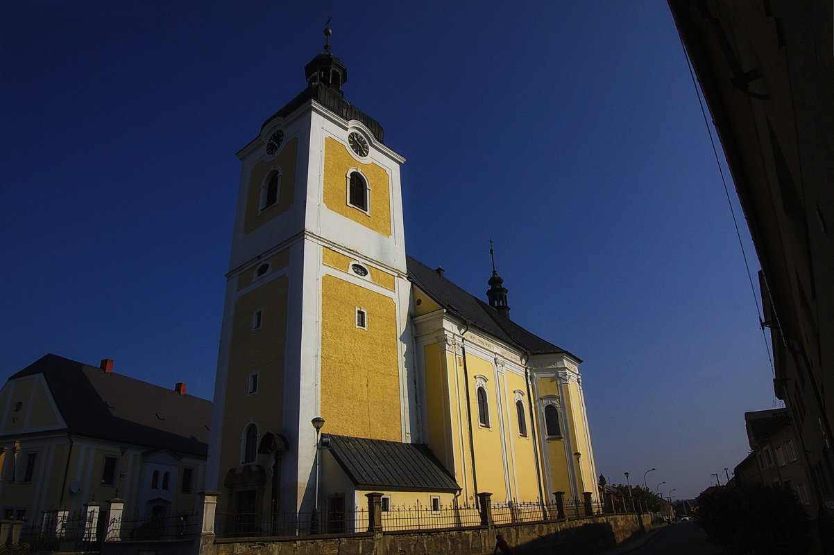 церковь из чешской глубинки - M Marikfoto