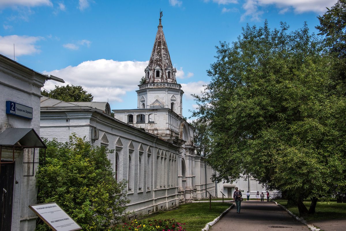 Городок им. Баумана - Владимир Безбородов