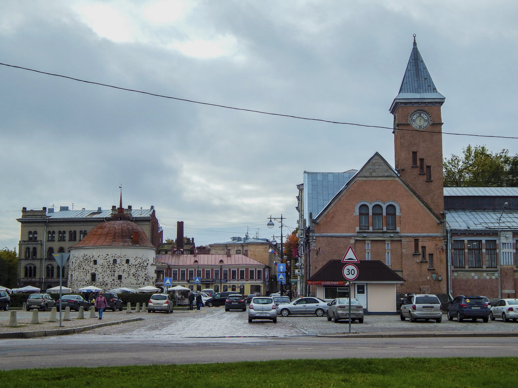 На улицах Выборга. - Лариса (Phinikia) Двойникова