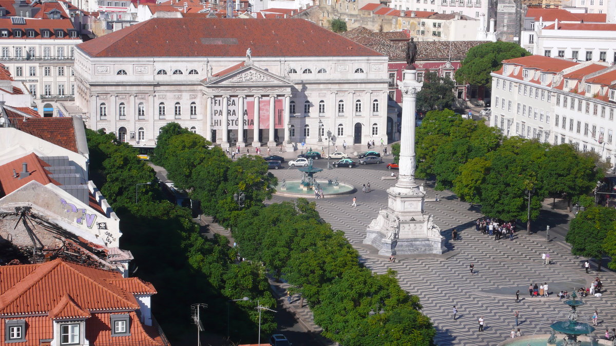Лиссабон.Вид на пл.Россио с площадки лифта - Таэлюр 