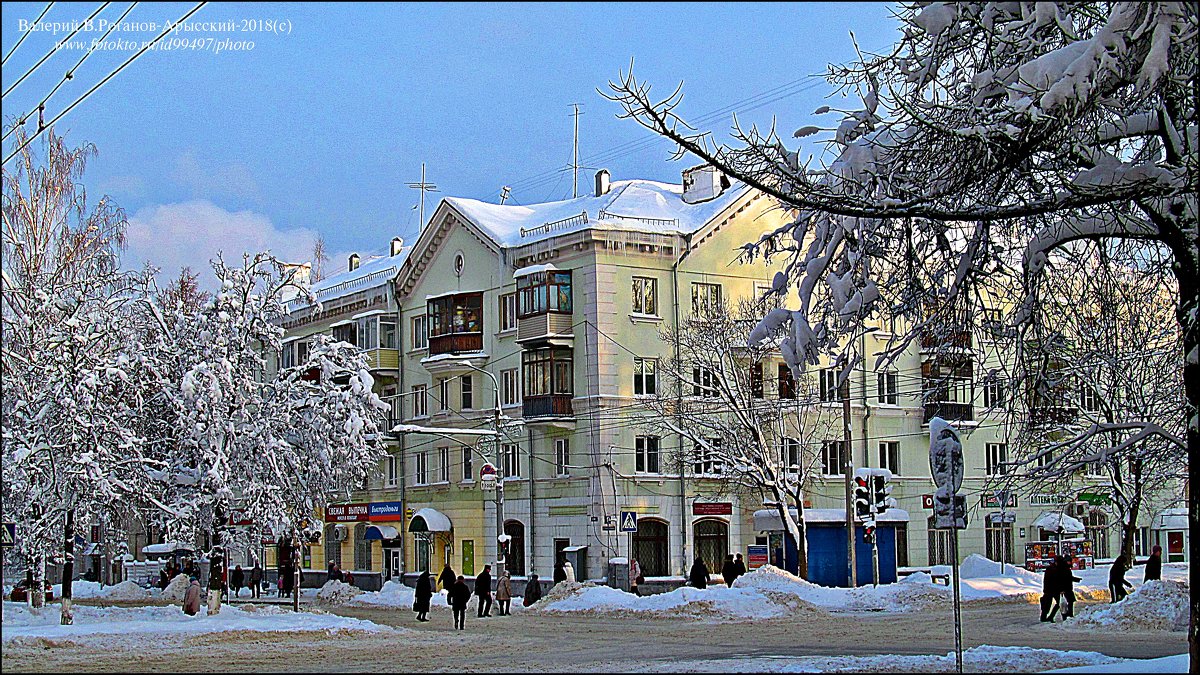 ВЛАДИМИР ПРОВИНЦИАЛЬНЫЙ - Валерий Викторович РОГАНОВ-АРЫССКИЙ