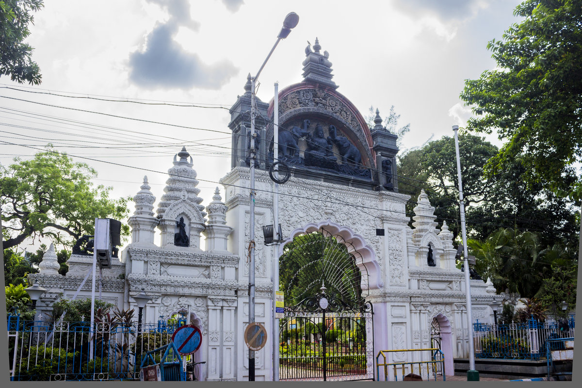 Калькутта.Gate Mysore Garden - Михаил Юрин