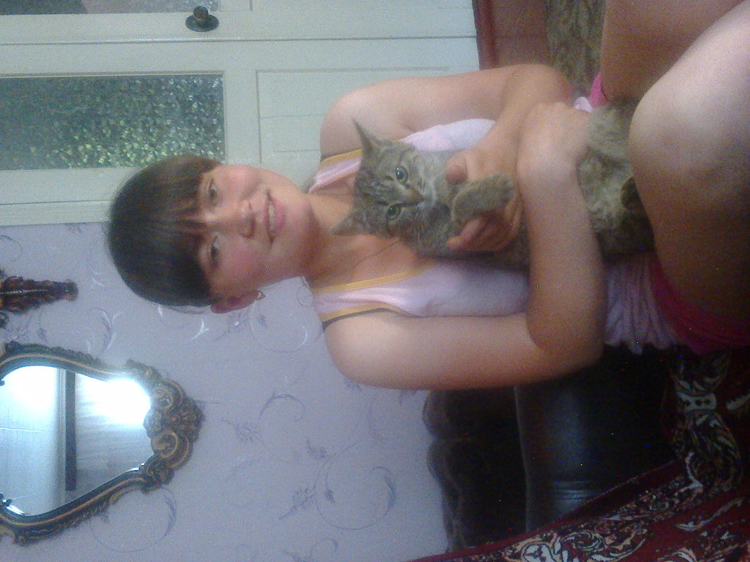 Таня з котиком - Танюша 