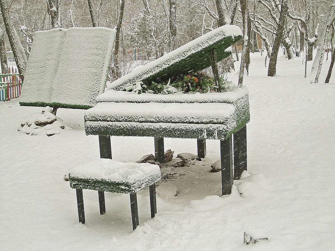 зима нечаянно настала в последних числах февраля - Александр Корчемный
