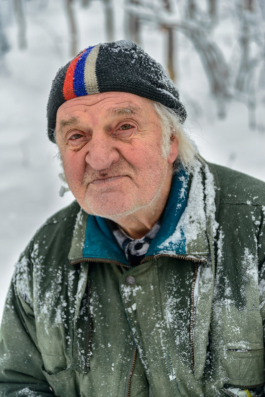 Пожилой человек - Борис Гольдберг