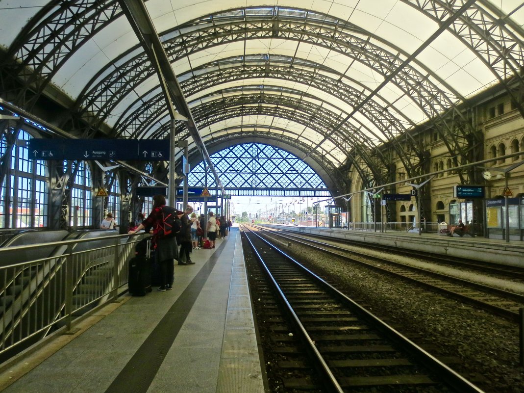 вокзал в Дрездене - Елена 