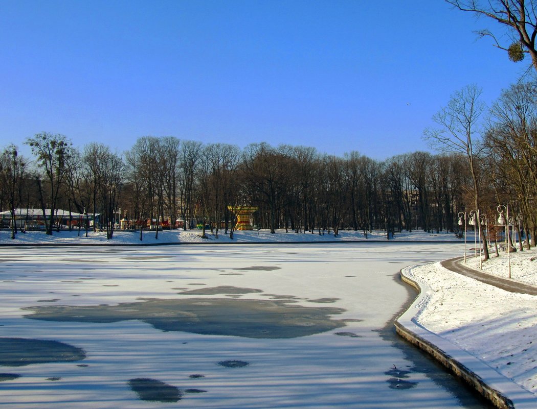 Ледяное озеро - Сергей Карачин