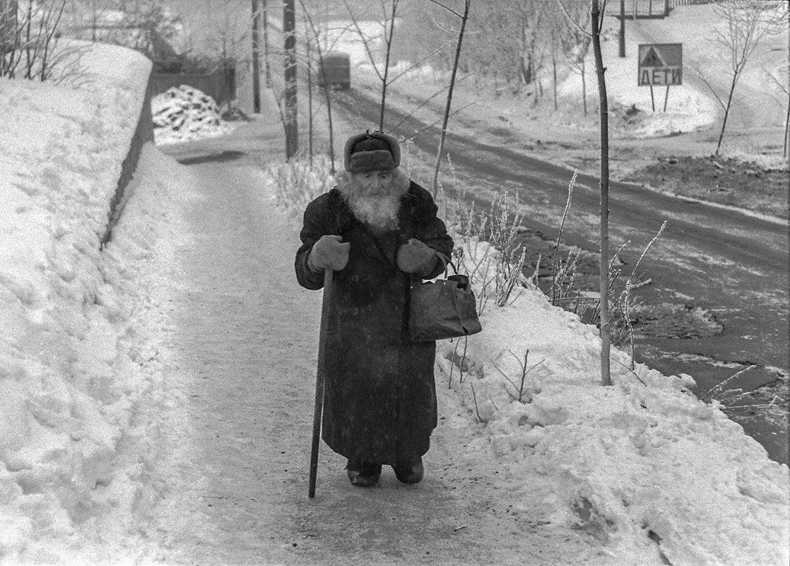 В Серпухове зимой много лет назад. - Игорь Олегович Кравченко
