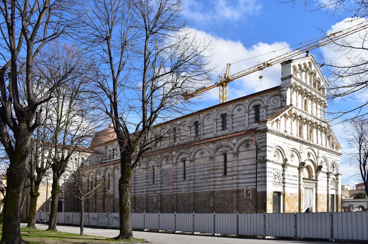 Церковь Сан Паоло а Рипа д’Арно реставрируется.. - Galina Leskova
