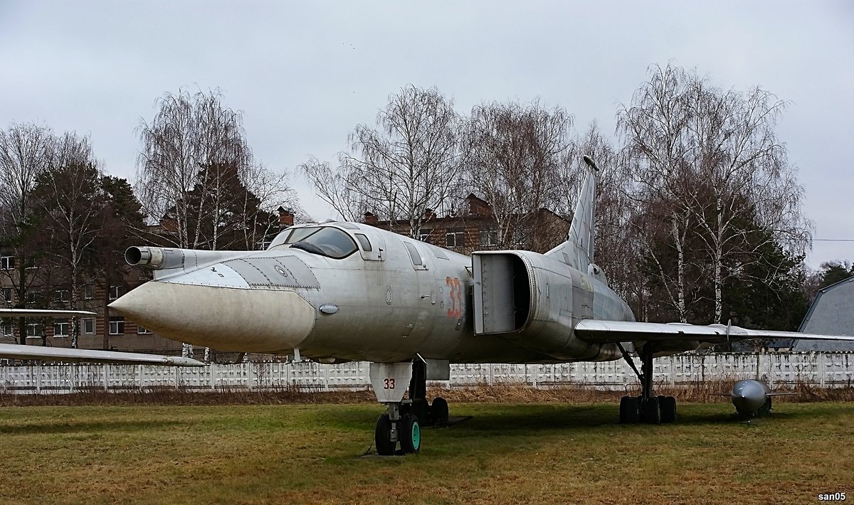 Ту-22М Сверхзвуковой дальний бомбардировщик - san05 -  Александр Савицкий