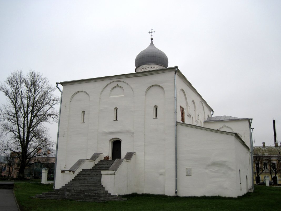 Церковь Успения на Торгу. 1135 год, XV-XVIII в.в. - Ирина ***