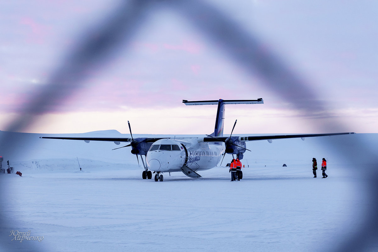 BOMBARDIER DHC-8-200 - Юрий Харченко