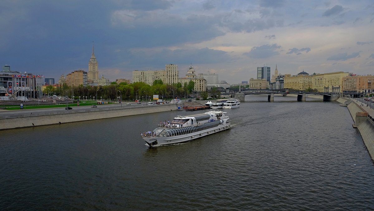 Москва река - Михаил Рогожин