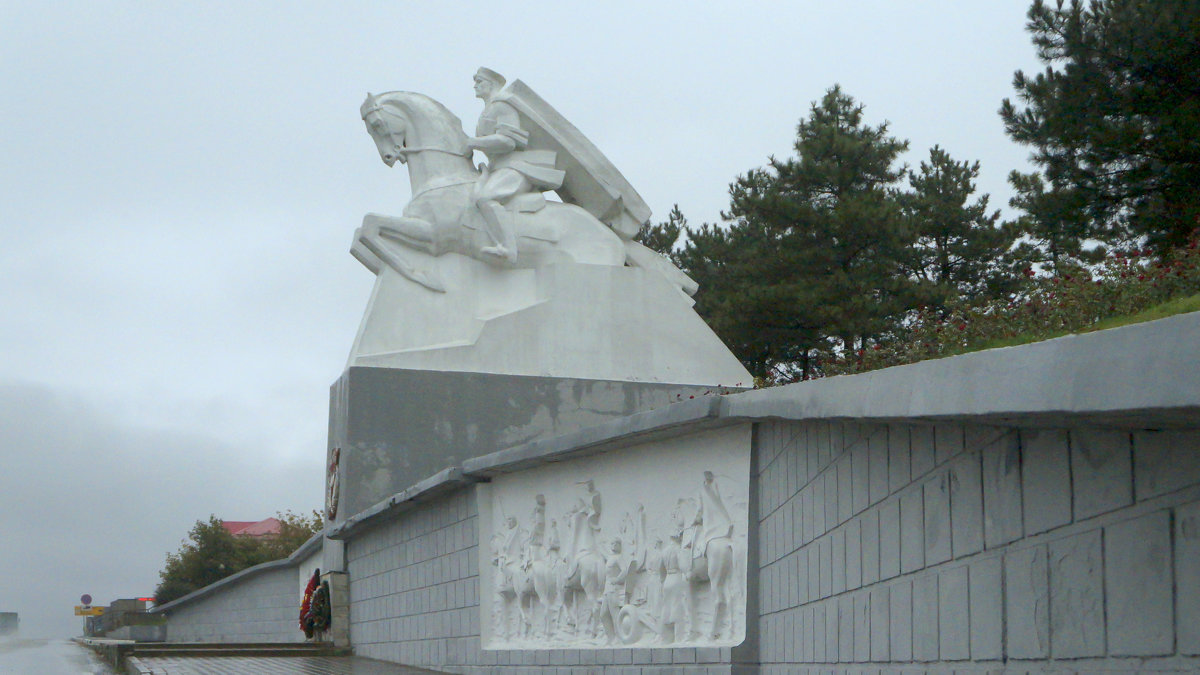 Памятник 4-му гвардейскому Кубанскому казачьему корпусу - Elena Izotova