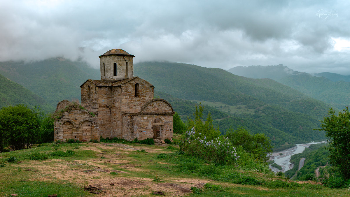 Сентинский храм, X век - Руслан Комаров