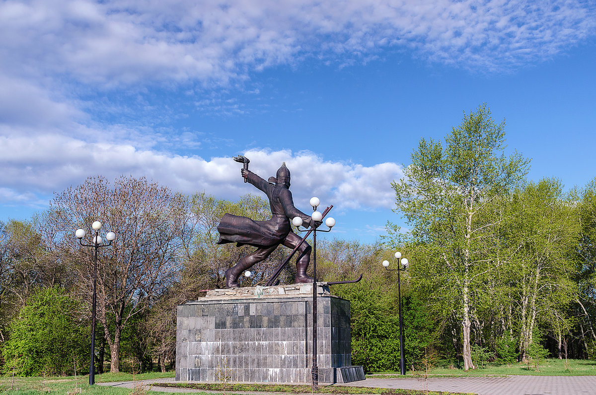 Памятник Военным строителям - Виктор Иванович Чернюк