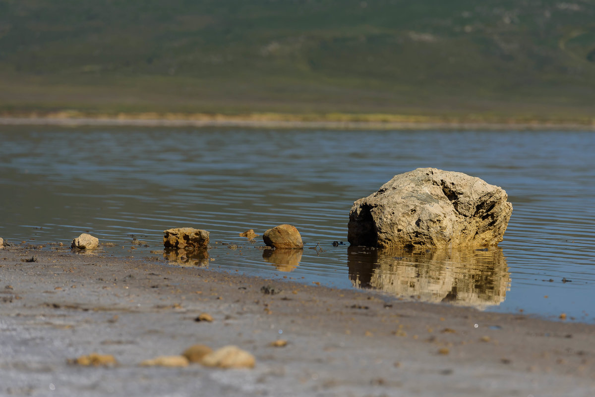 Камни на озере - Uliya 