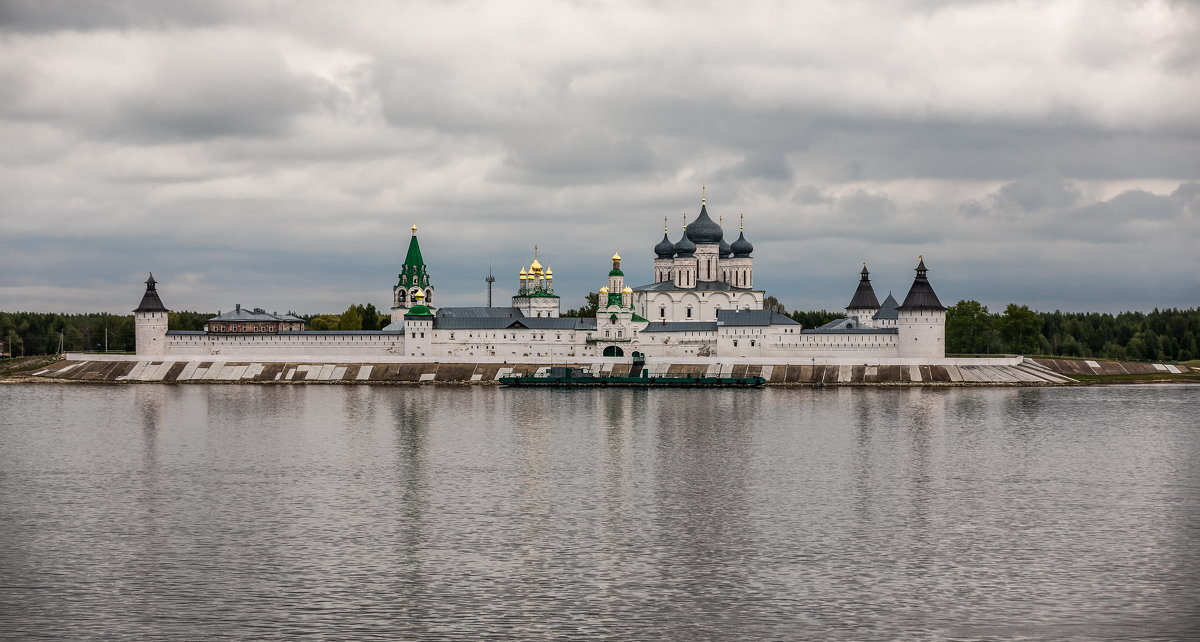 НИЖНИЙ НОВГОРОД - ПЕРМЬ (ВОЛГА - КАМА) - юрий макаров