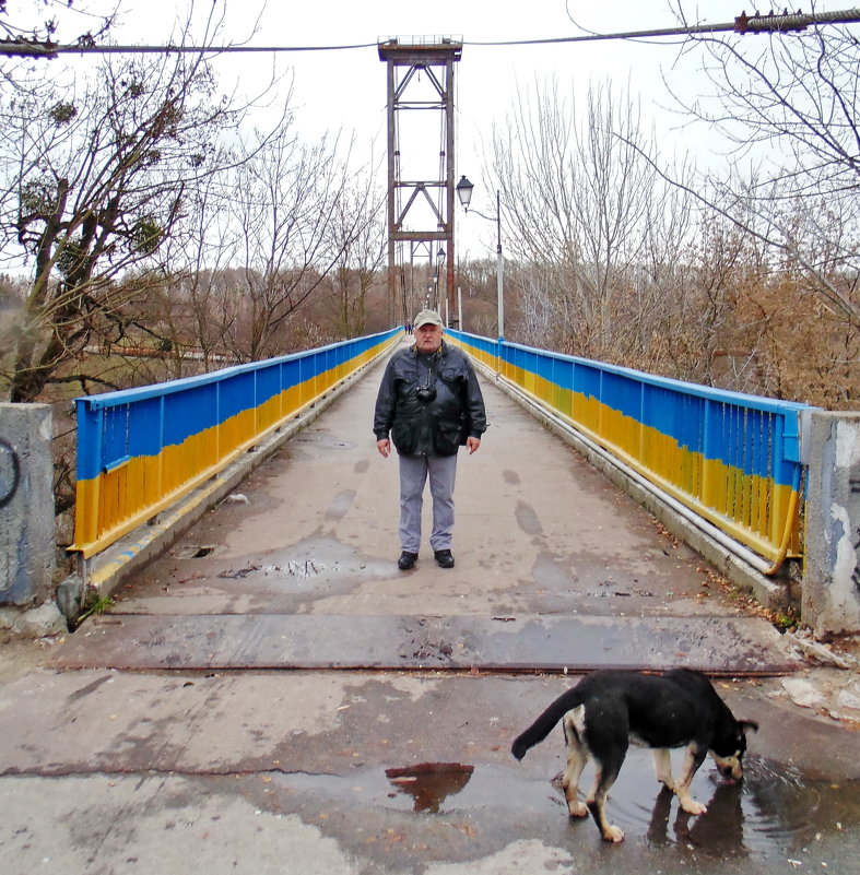Фотограф на мосту - Алексей Бадовский