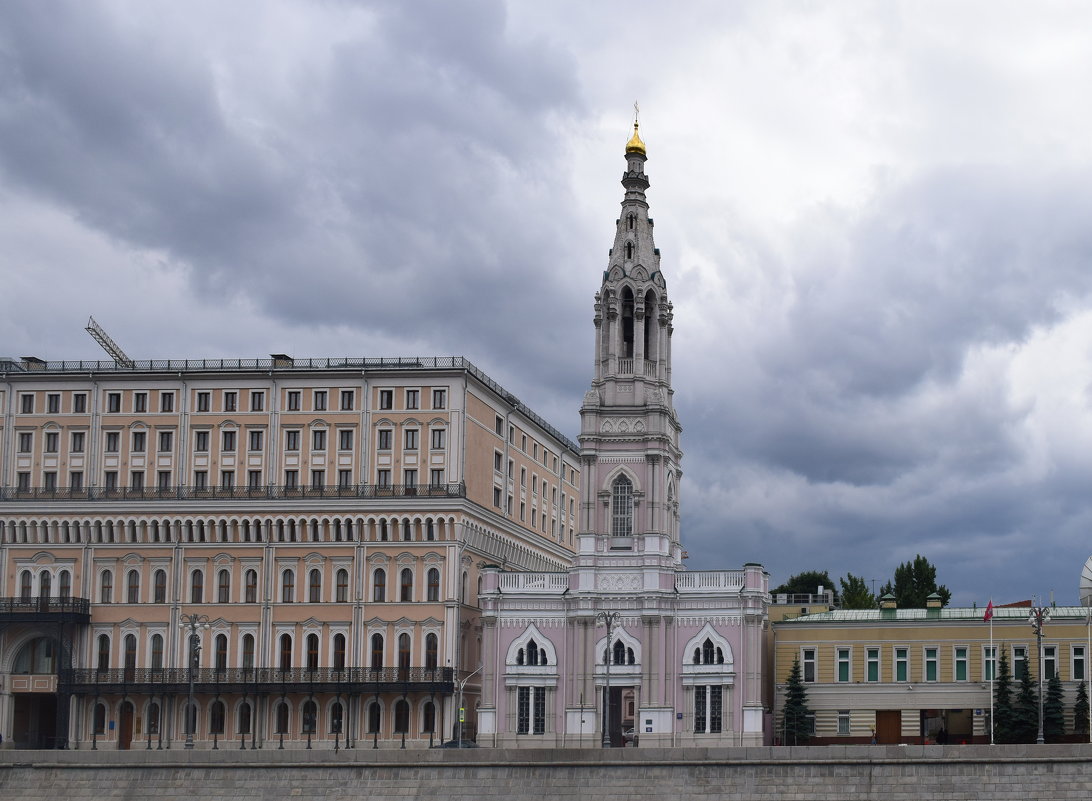 Москва... Колокольня церкви Софии Премудрости Божией. - Galina Leskova